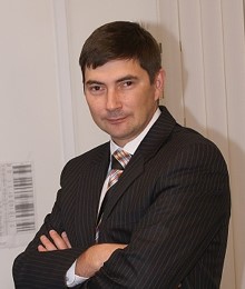 На фотографии Игорь Синеокий